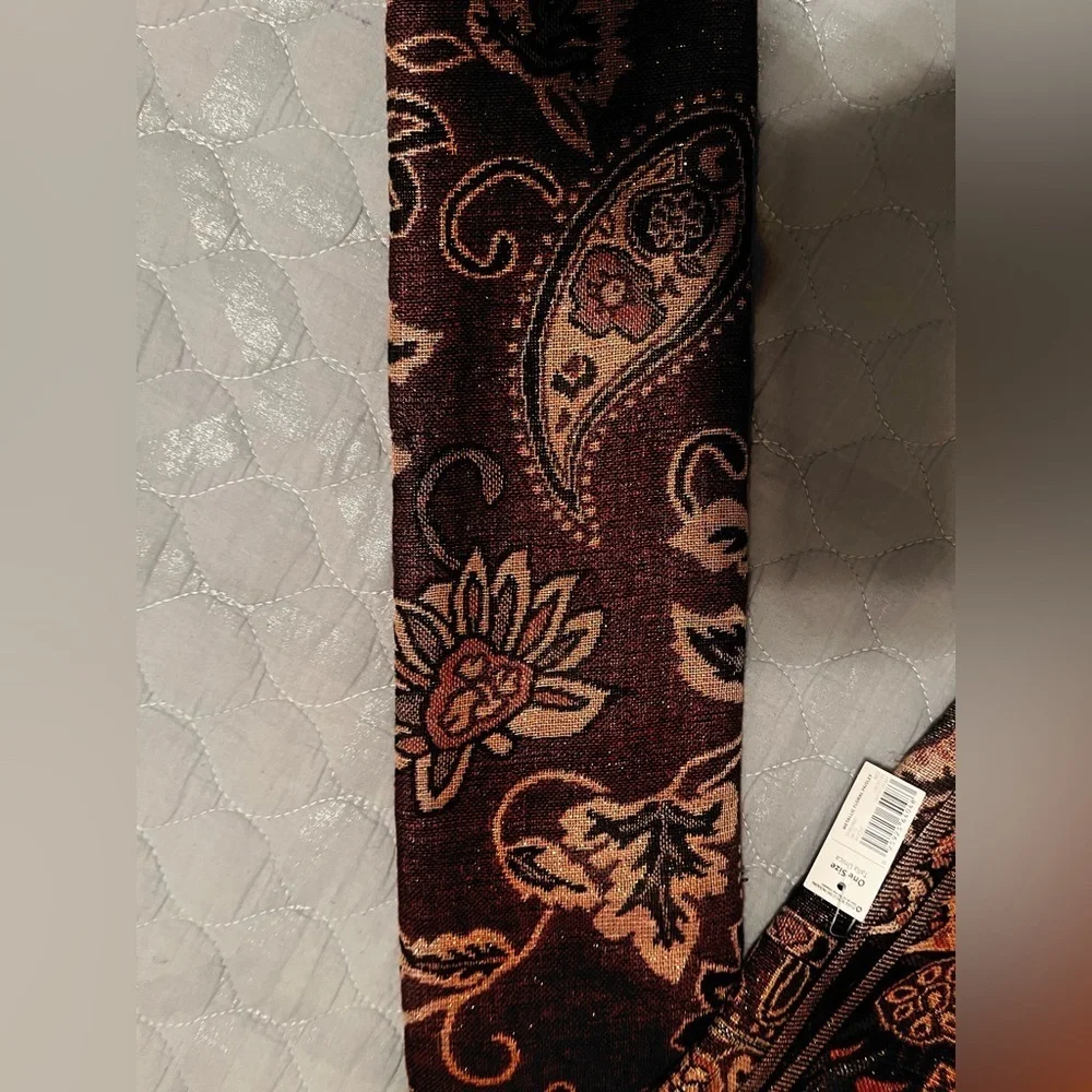 VINTAGE PASHMINA/SCARF/WRAP-METALIC PAISLEY~NWT